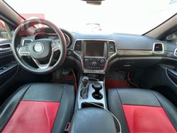 جیپ گراند شیرۆکی